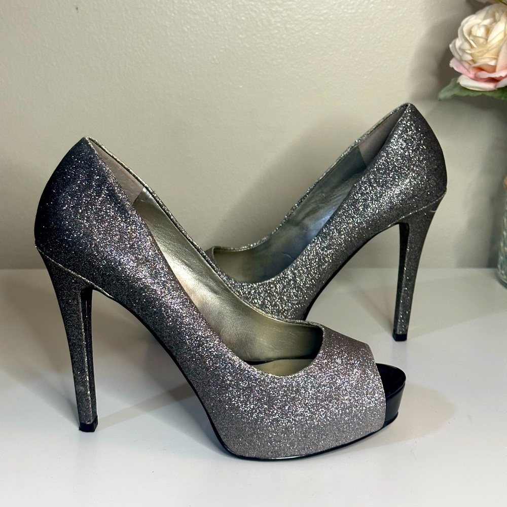 a.n.a Silver Sparkle Glitter Peep Toe Platform Stiletto Pumps / Heels / 6.5 NWOT